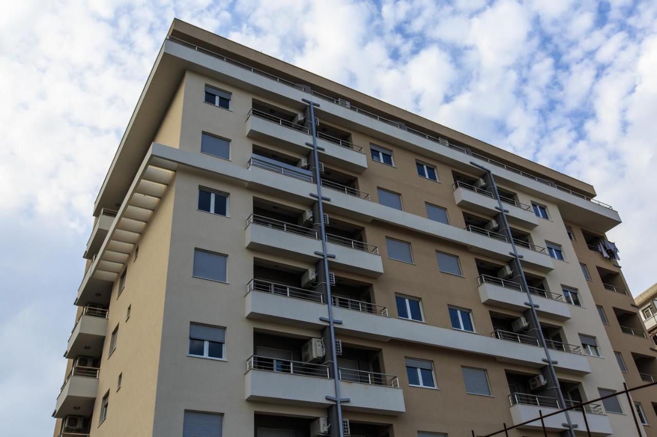 Lotus Alba Apartment