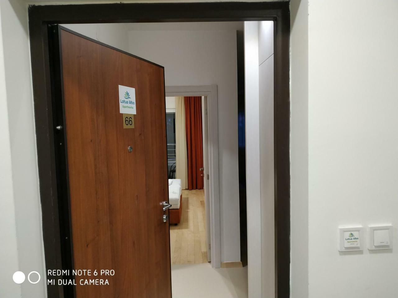 Lotus Alba Apartment *